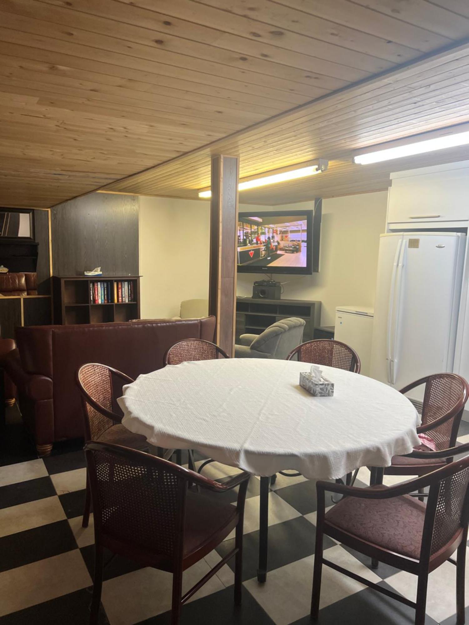 Hotel Auberge St-Felicien Saint-Felicien Bagian luar foto